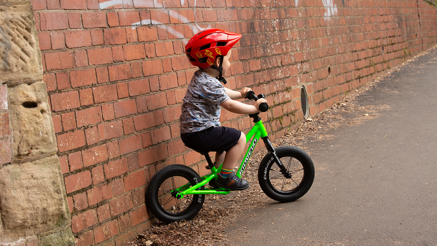 What's the point clearance of a balance bike